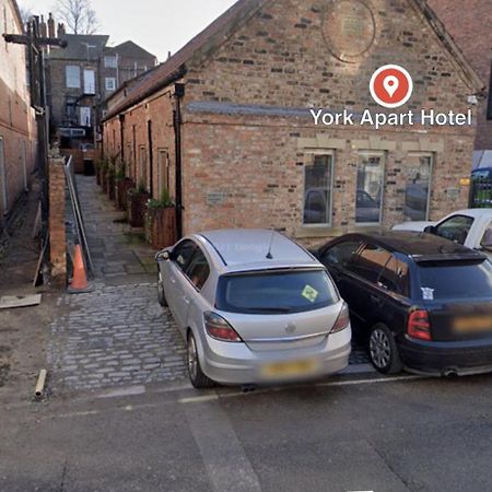 York Aparthotel Luaran gambar