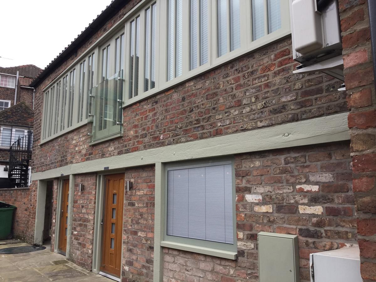 York Aparthotel Luaran gambar